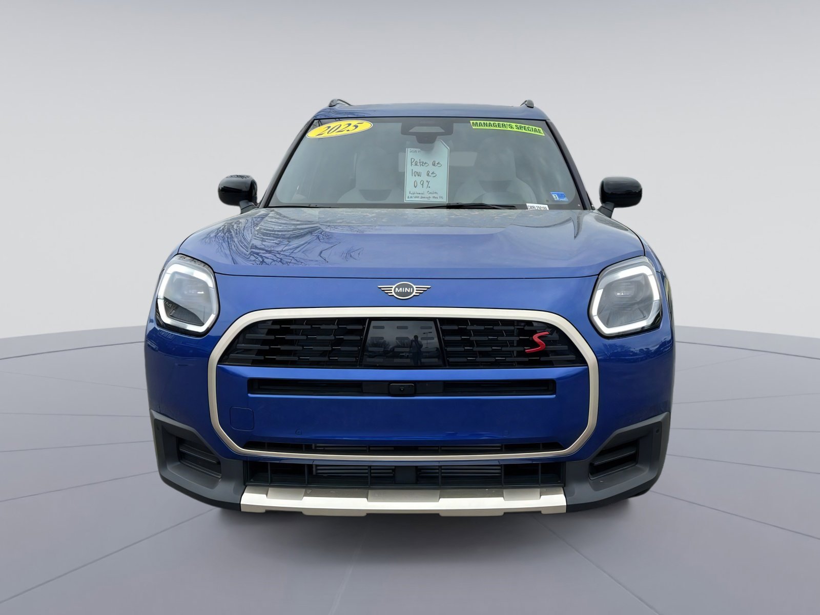 Certified 2025 MINI Cooper Countryman S w/ Comfort Package Max image 8