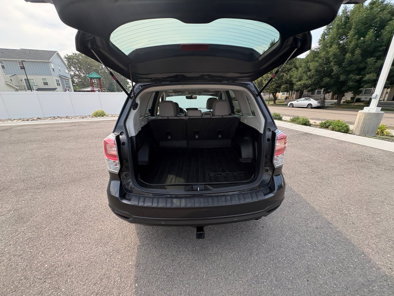 Used 2017 Subaru Forester 2.5i Limited AWD/4WD image 34