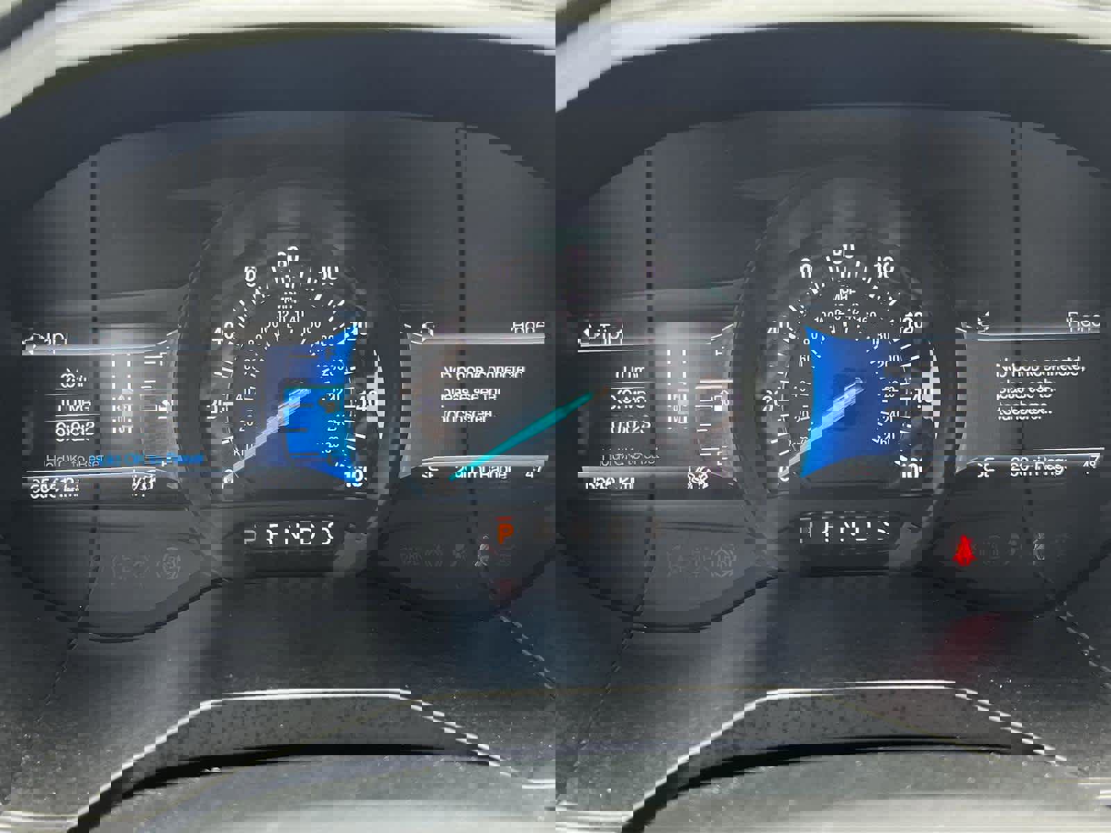 Used 2024 Ford Edge Titanium image 31