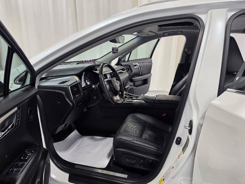 Used 2016 Lexus RX 350 AWD w/ Premium Package image 16
