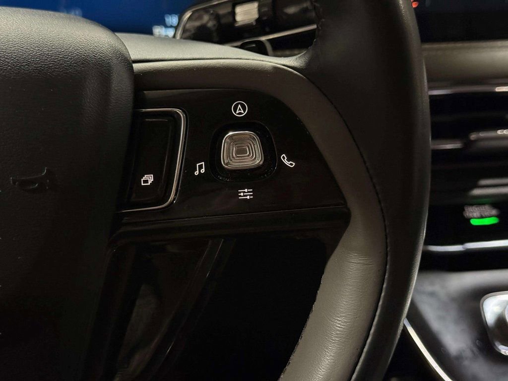 Certified 2023 Lincoln Corsair Reserve AWD/4WD image 12