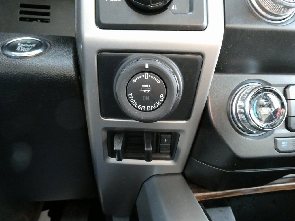 Used 2019 Ford F150 Lariat w/ Equipment Group 502A Luxury image 28