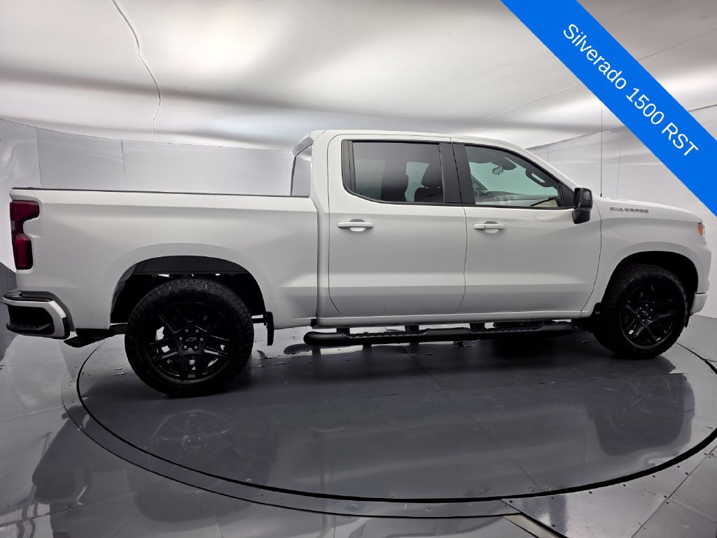 Used 2026 Chevrolet Silverado 1500 RST w/ RST Select Package RWD image 3