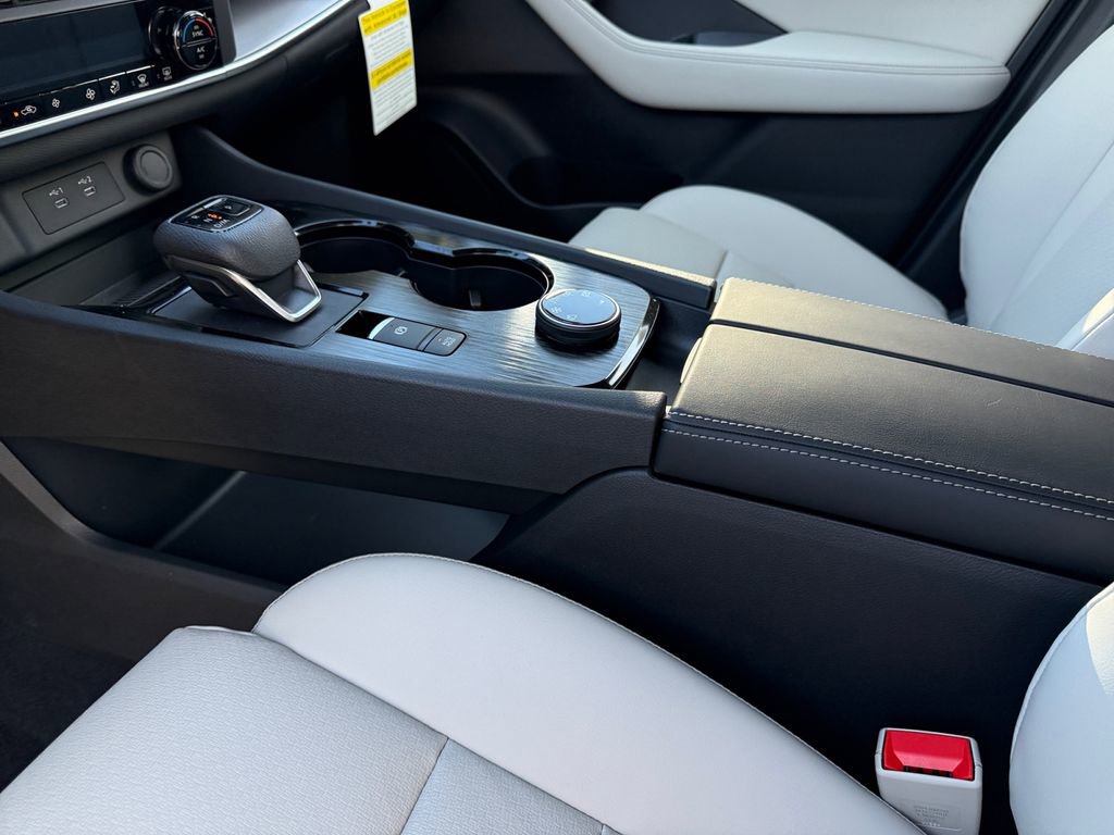 New 2026 Nissan Rogue Dark Armor image 19