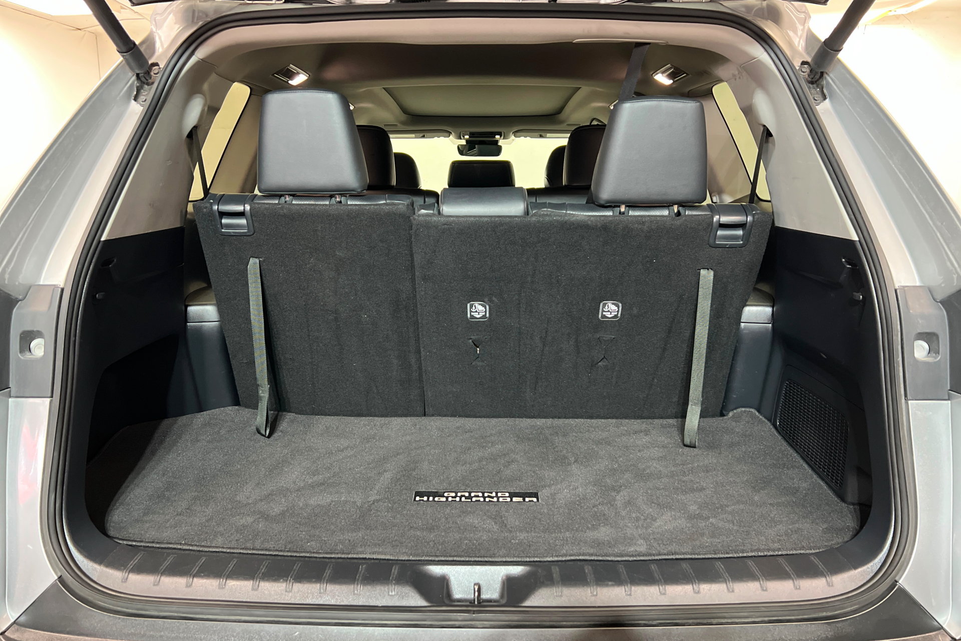 Certified 2025 Toyota Grand Highlander AWD image 24