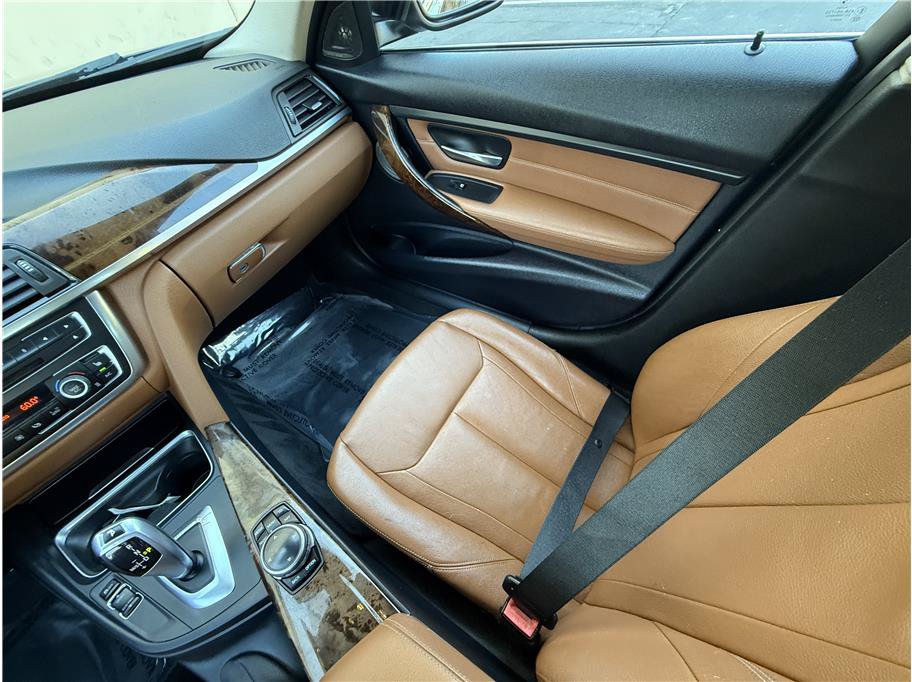Used 2014 BMW 328i Sedan RWD image 12