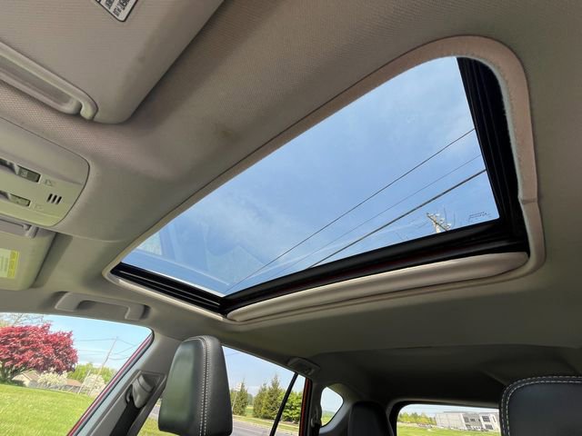 Used 2015 Toyota RAV4 Limited image 22