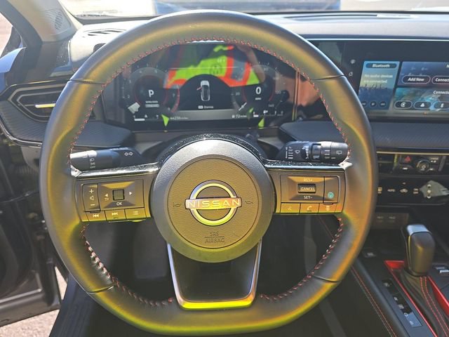 Used 2025 Nissan Kicks SR AWD/4WD image 4