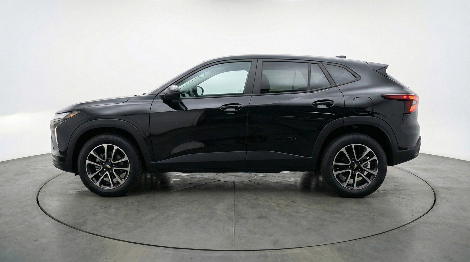 Used 2025 Chevrolet TrailBlazer LT FWD image 5