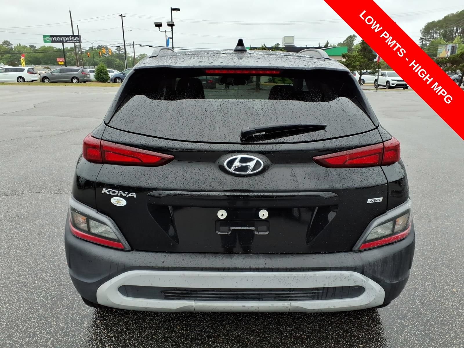 Used 2023 Hyundai Kona SEL AWD/4WD image 4