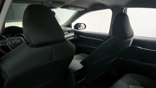 Used 2023 Toyota Camry LE image 19