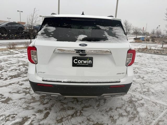 Used 2024 Ford Explorer XLT w/ Equipment Group 202A image 7
