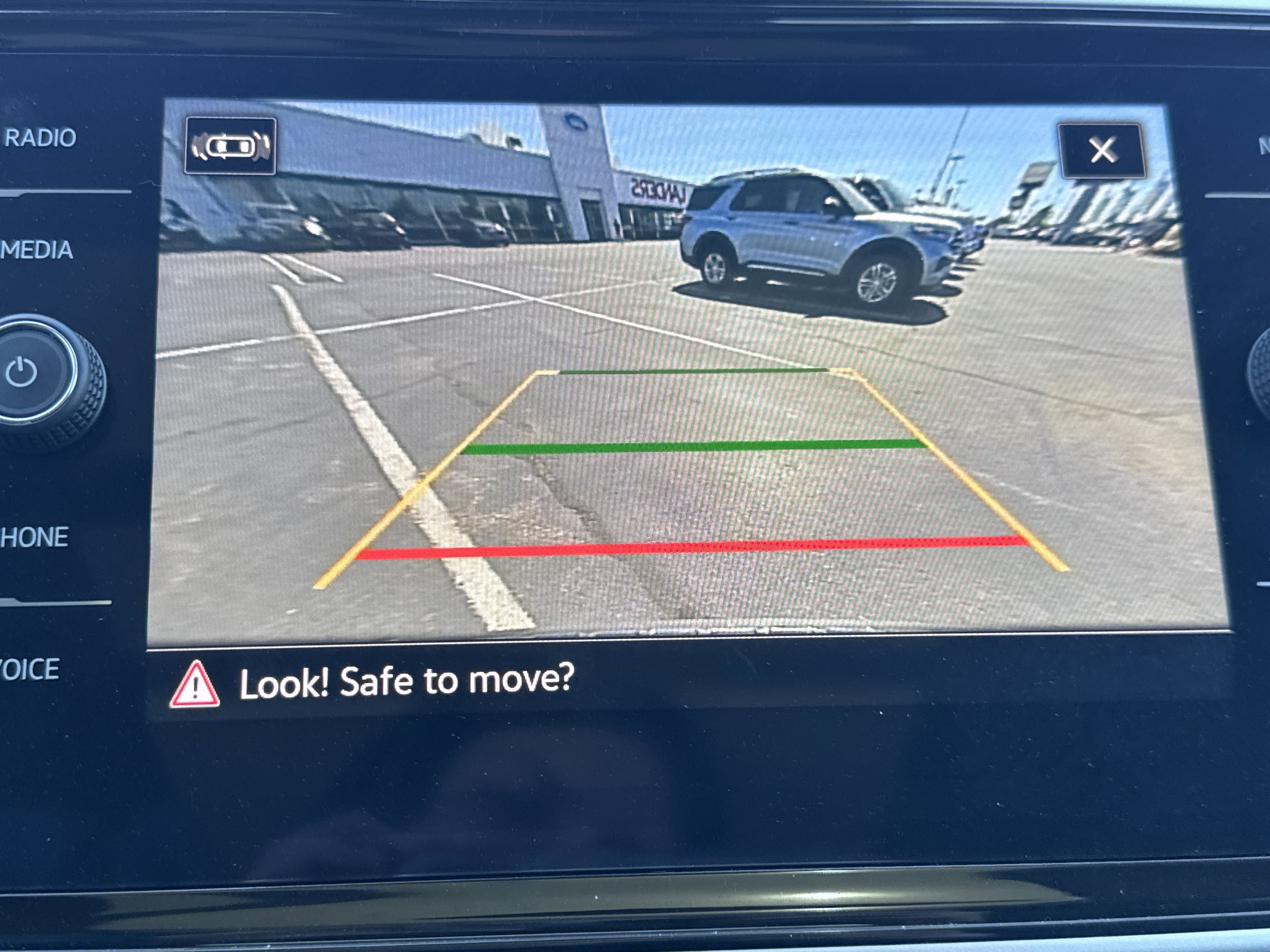 Used 2023 Volkswagen Atlas SEL Premium image 20