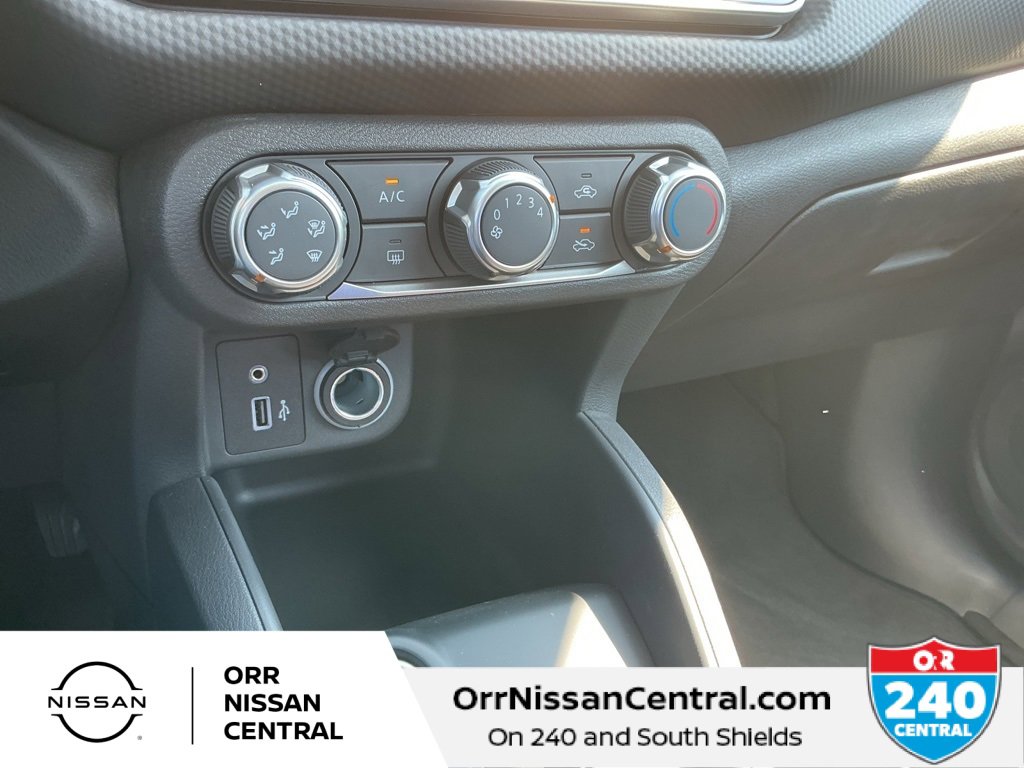 New 2025 Nissan Kicks Play S image 23