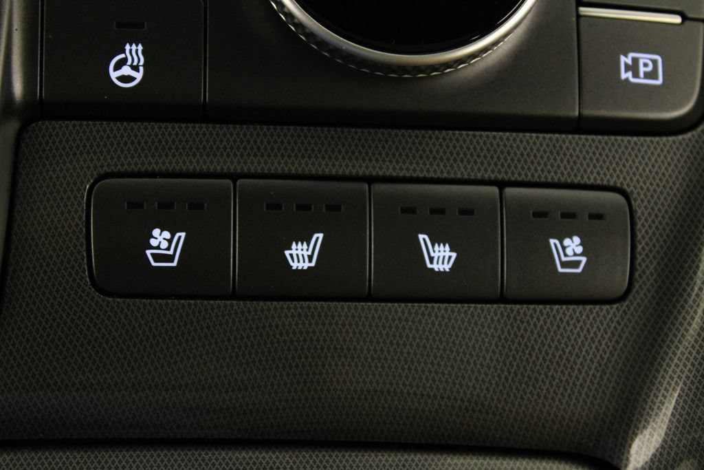 Certified 2022 Hyundai Santa Fe Calligraphy FWD image 31