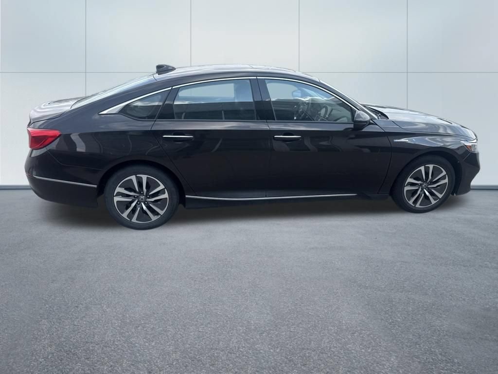 Used 2018 Honda Accord Touring image 10