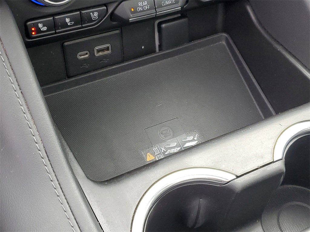 Used 2023 Chevrolet Suburban High Country image 24