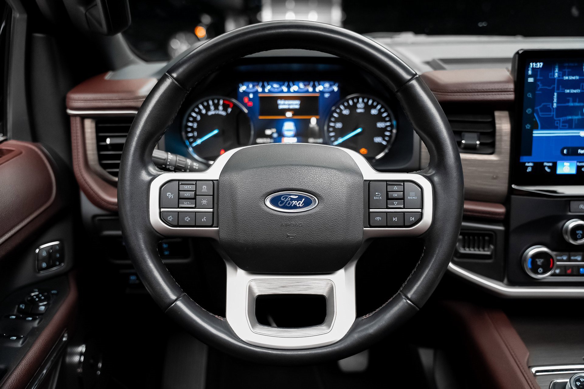 Used 2024 Ford Expedition Max Limited image 40