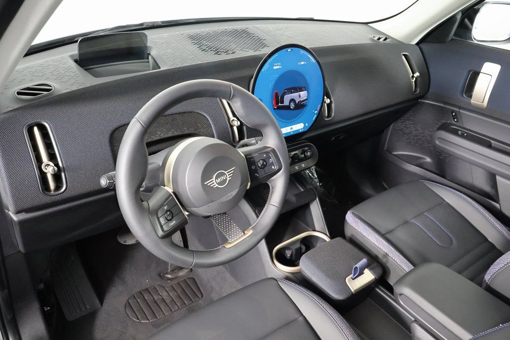 Certified 2025 MINI Cooper Countryman S AWD/4WD image 7