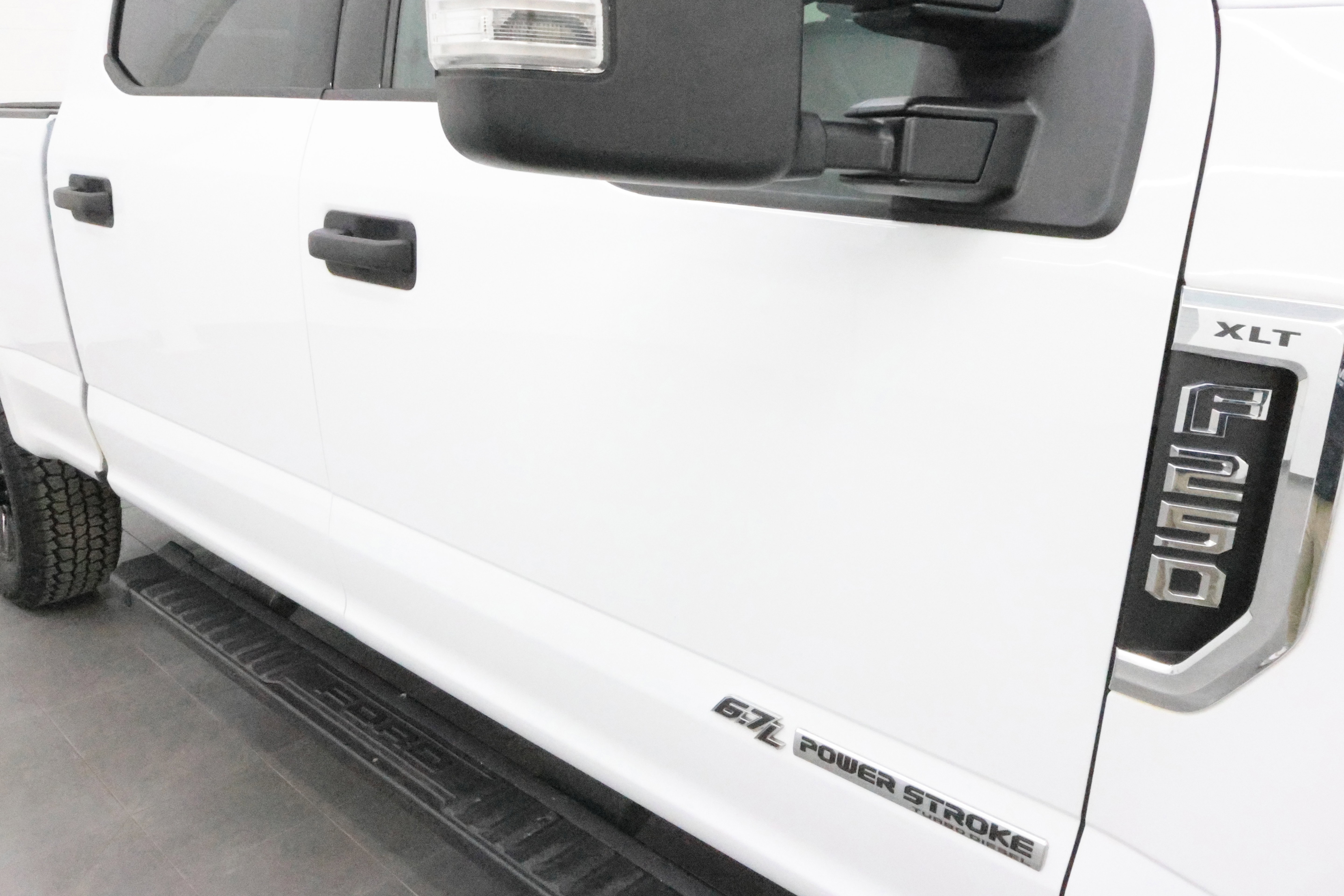 Used 2022 Ford F250 XLT w/ Black Appearance Package image 23