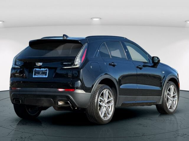 Used 2019 Cadillac XT4 Sport AWD/4WD image 6