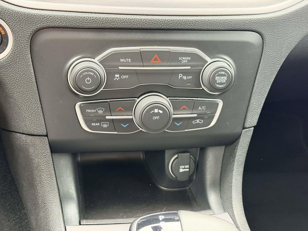 Used 2023 Dodge Charger SXT RWD image 5