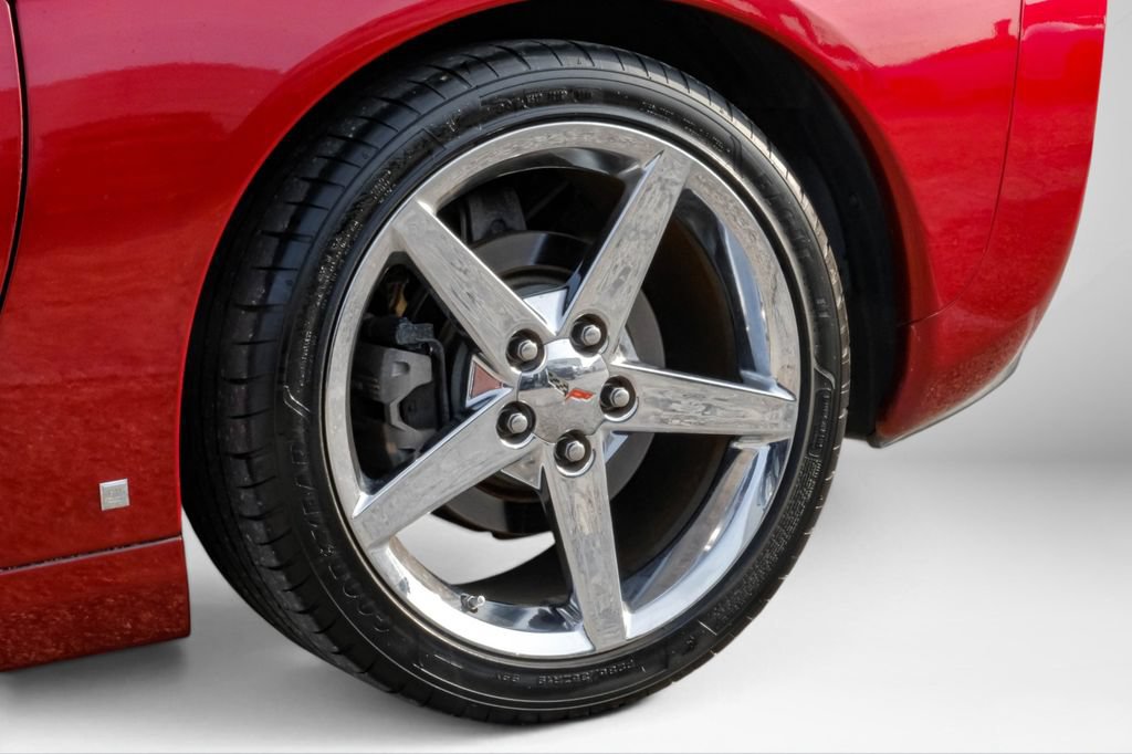 Used 2007 Chevrolet Corvette Convertible w/ Preferred Equipment Group RWD image 50