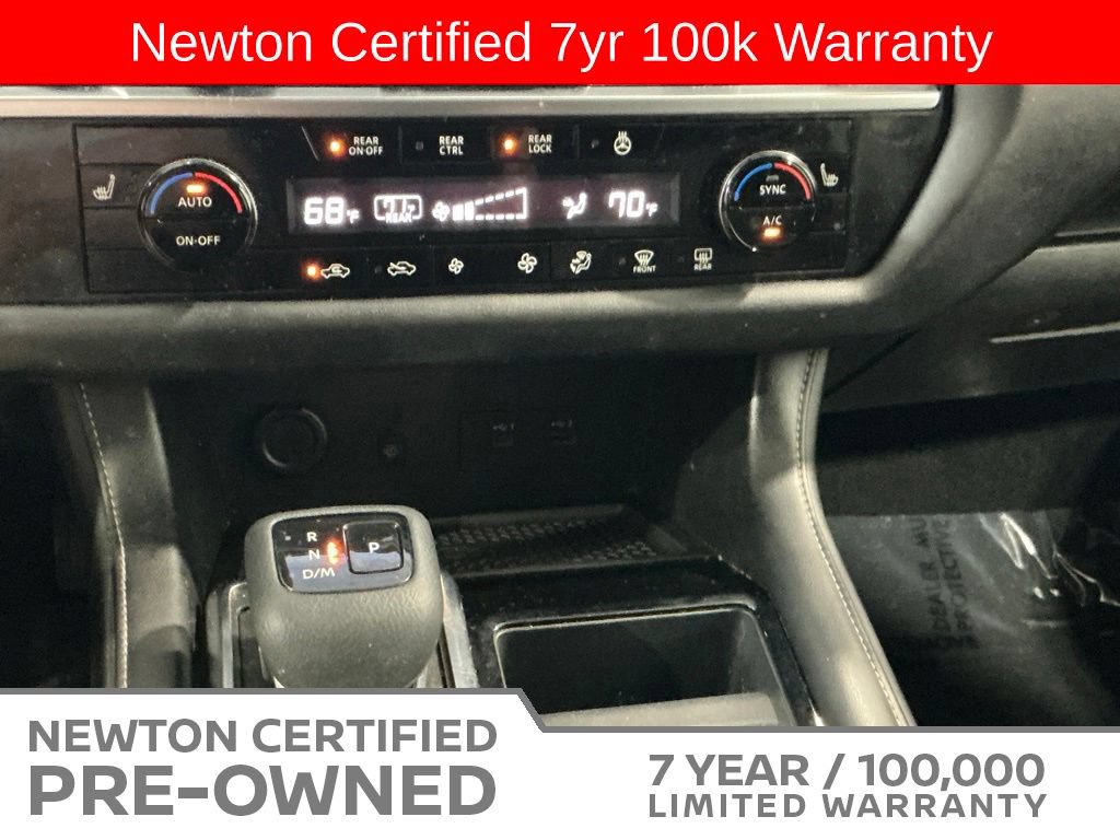 Used 2023 Nissan Pathfinder SL w/ Black Appearance Package FWD image 12