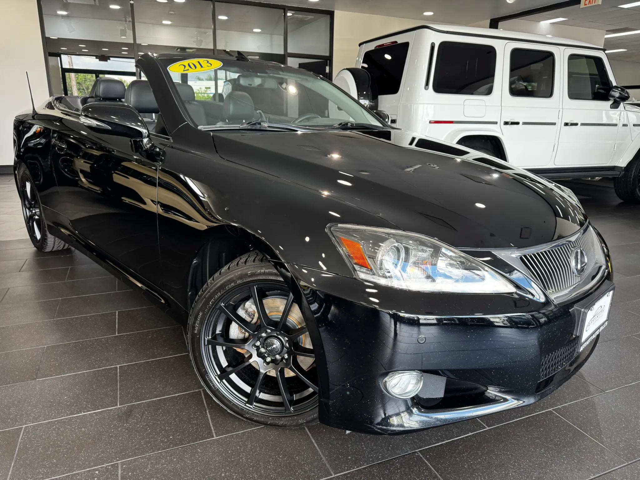Used 2013 Lexus IS 250C w/ Luxury Pkg RWD image 8