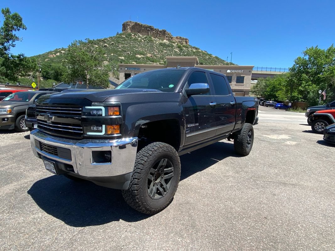 Used 2015 Chevrolet Silverado 2500 LTZ w/ Duramax Plus Package AWD/4WD image 9