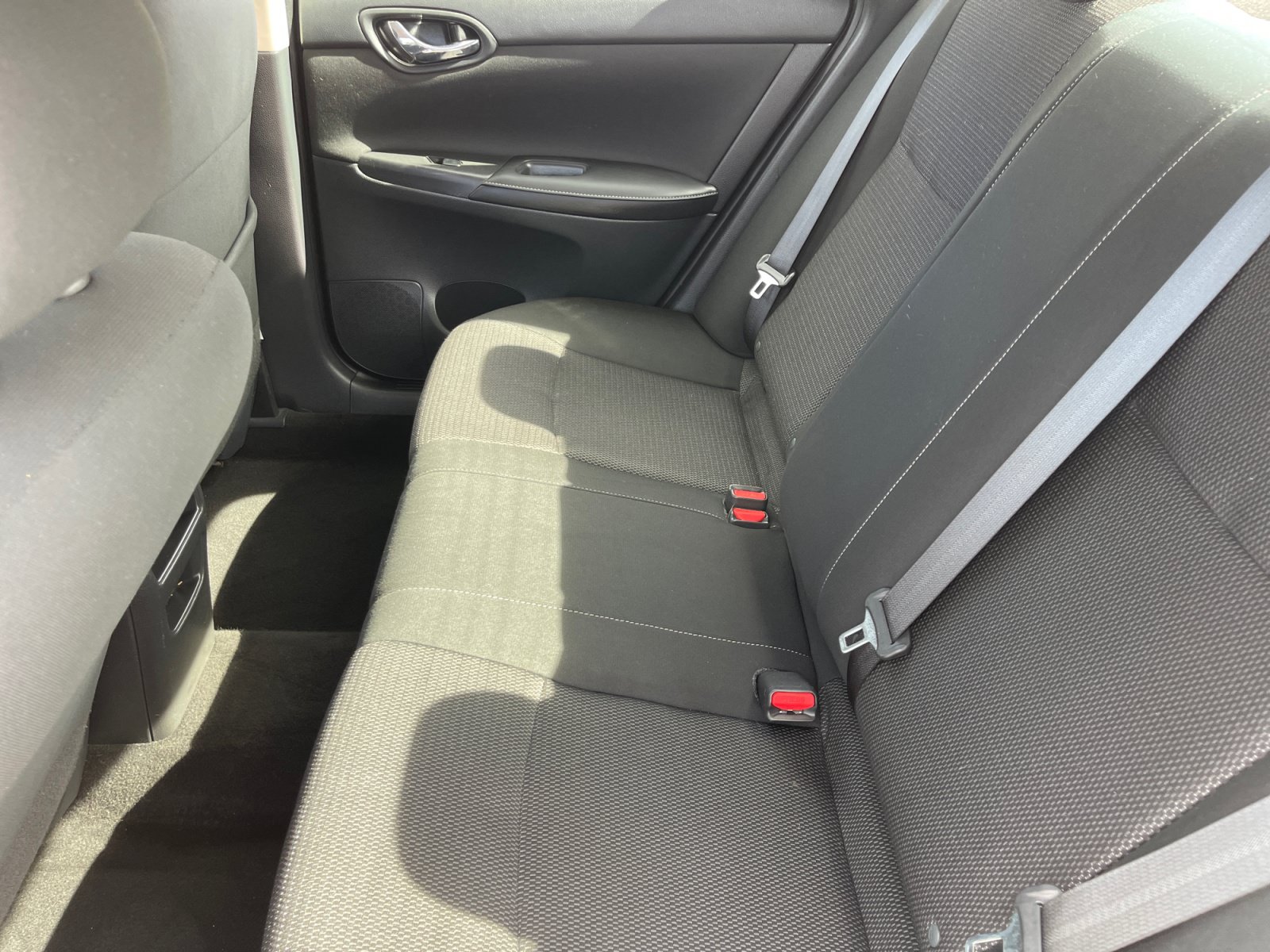 Used 2019 Nissan Sentra S FWD image 17