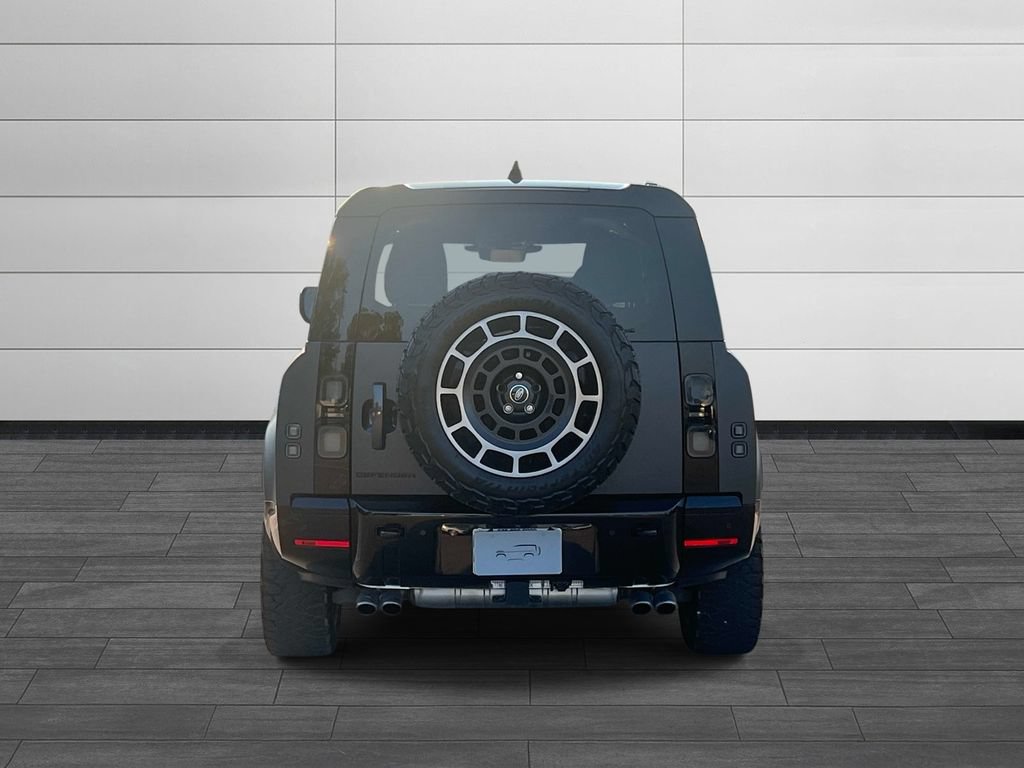 Used 2026 Land Rover Defender 130 V8 AWD/4WD image 4
