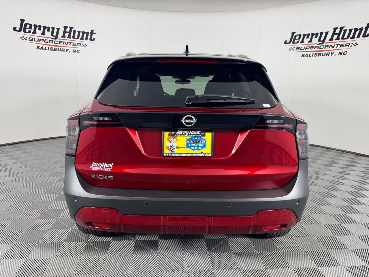 Used 2026 Nissan Kicks SV FWD image 7