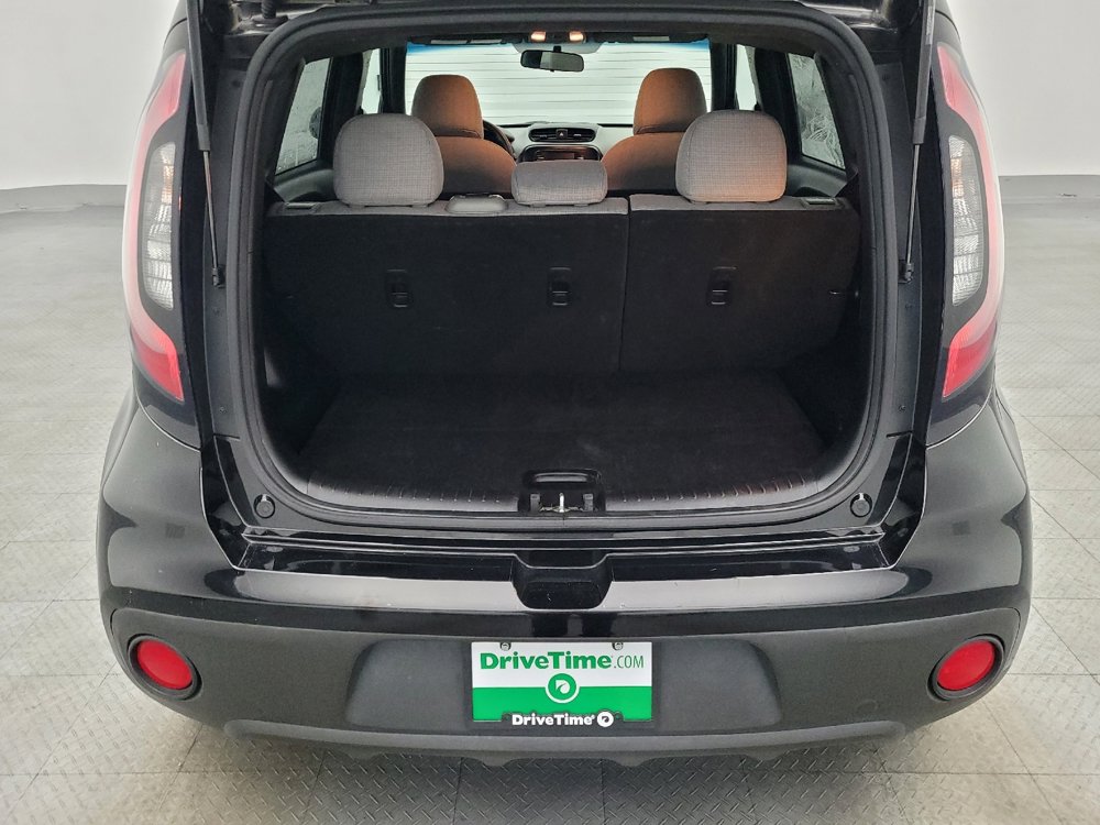 Used 2019 Kia Soul image 29