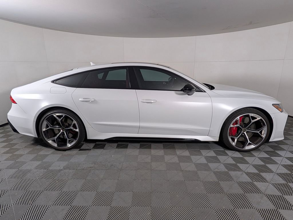 Used 2024 Audi RS 7 Performance image 8