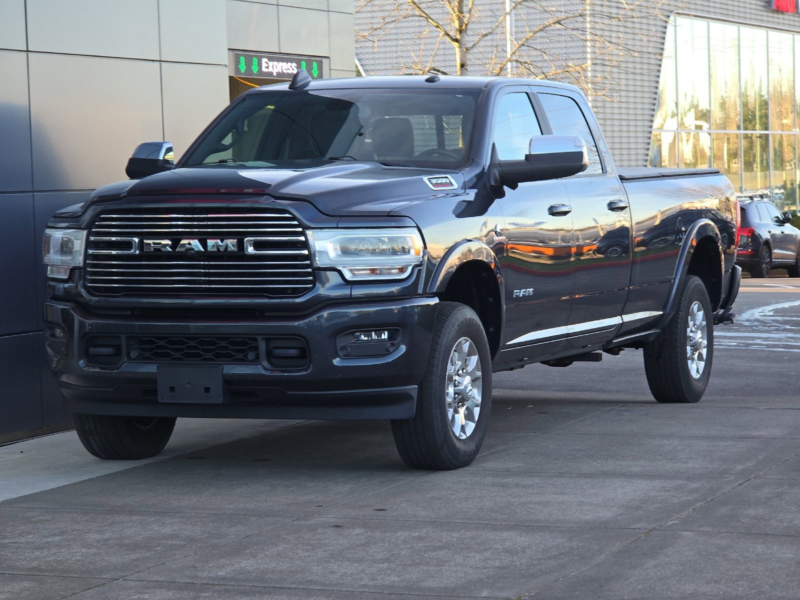 Used 2020 RAM 3500 Laramie image 7