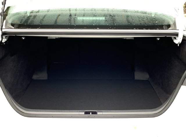 Used 2026 Toyota Camry SE FWD image 38