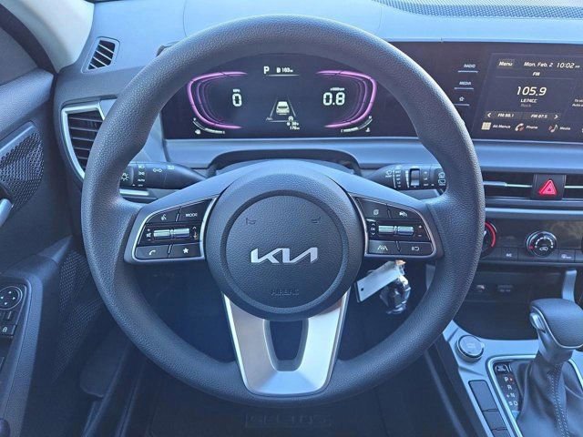 New 2026 Kia Seltos LX image 16