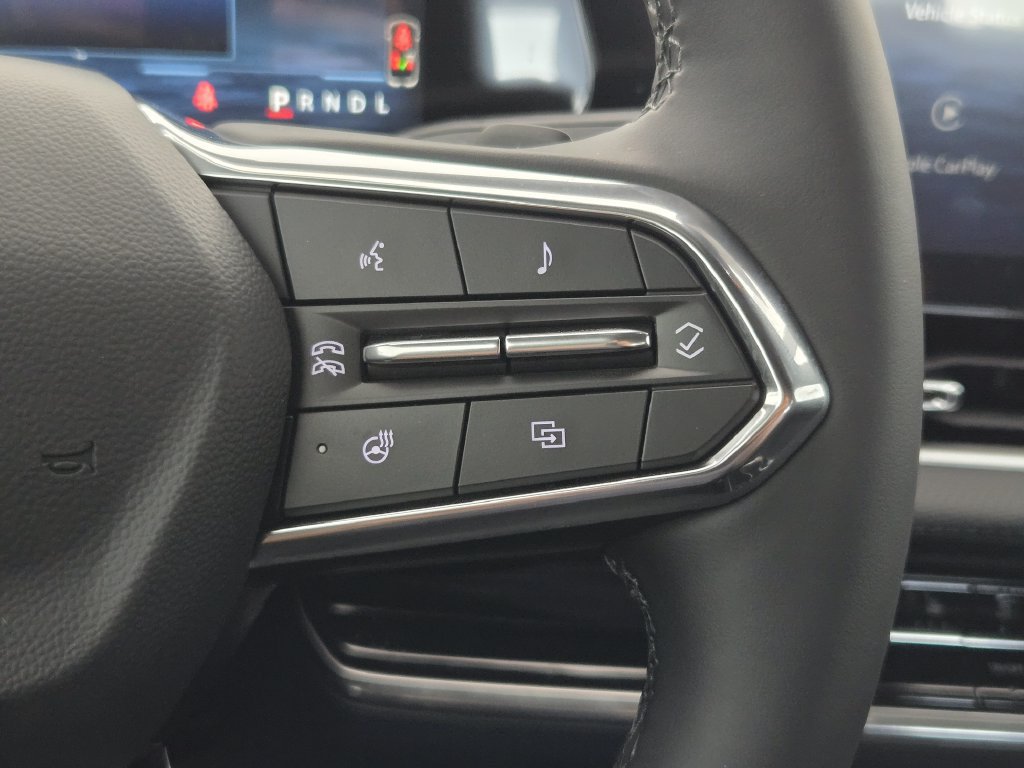 New 2027 Chevrolet Equinox LT w/ Midnight Edition FWD image 32