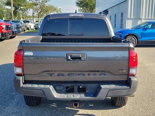 Used 2020 Toyota Tacoma SR5 RWD image 13
