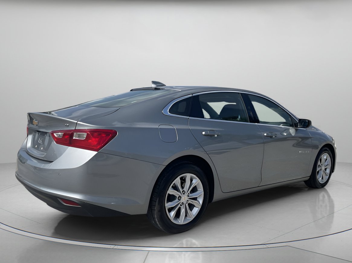 Used 2024 Chevrolet Malibu LT FWD image 3