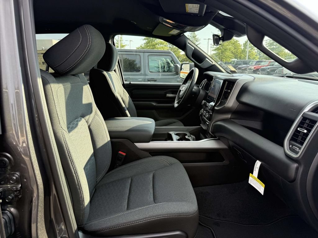 New 2026 RAM 1500 Tradesman AWD/4WD image 16