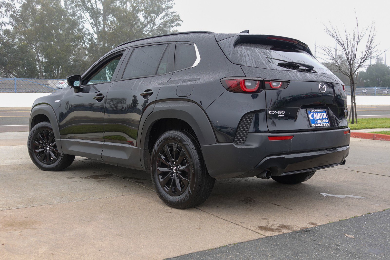 Certified 2025 MAZDA CX-50 AWD 2.5 Hybrid w/ Premium Pkg image 7