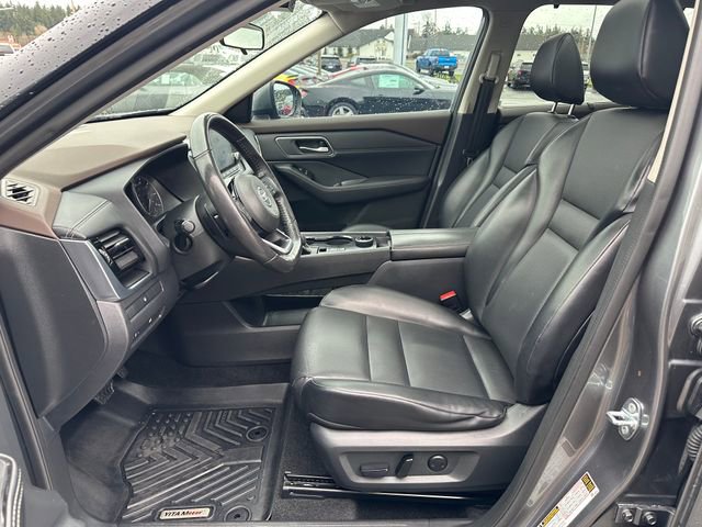 Used 2021 Nissan Rogue SV w/ Premium Package AWD/4WD image 9