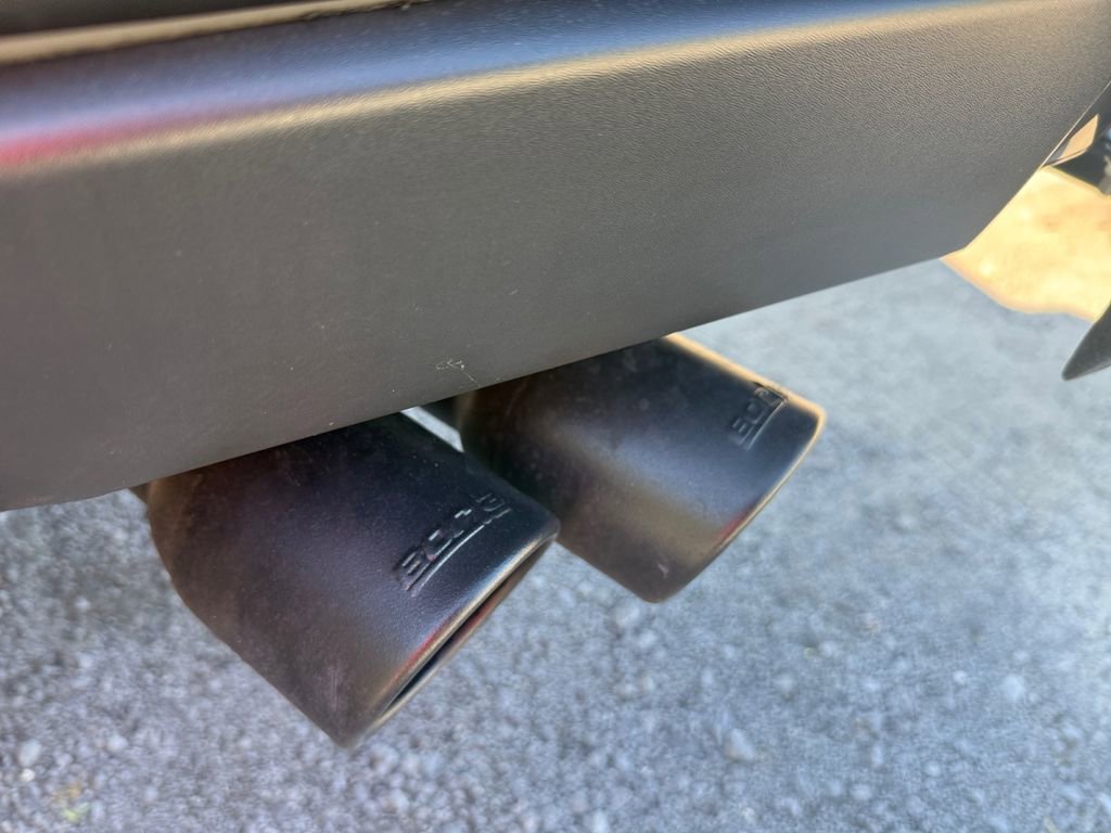 Used 2023 Jeep Gladiator Sport image 18