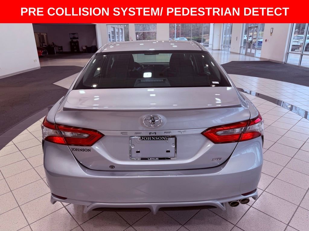 Used 2018 Toyota Camry SE image 6