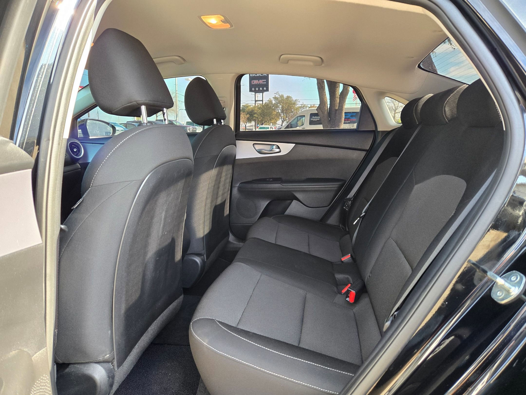 Used 2024 Kia Forte LXS w/ LXS Technology Package image 14