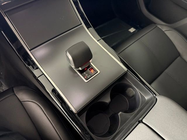 New 2026 Land Rover Range Rover Velar S image 23