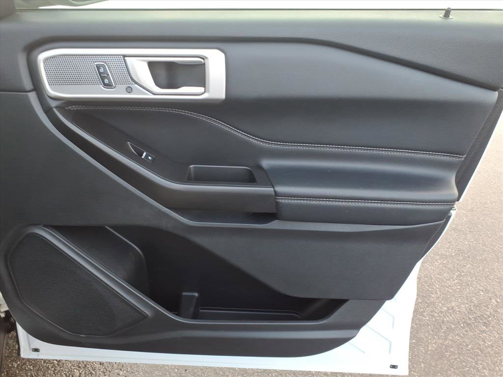 Used 2020 Ford Explorer Limited image 17