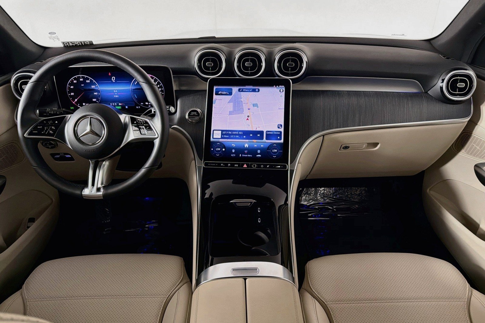 Certified 2025 Mercedes-Benz GLC 350e 4MATIC image 6